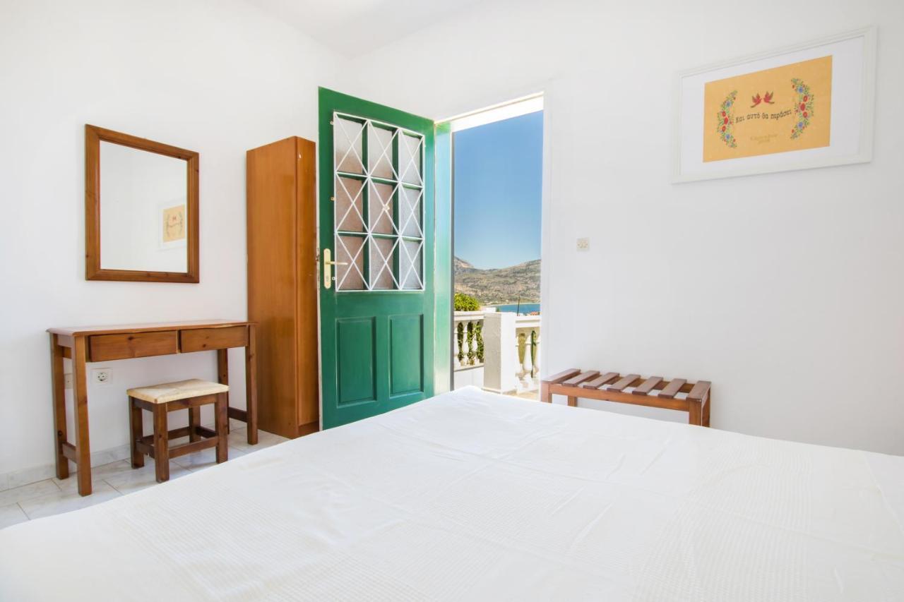 Salla Chiotis Karpathos Exteriör bild